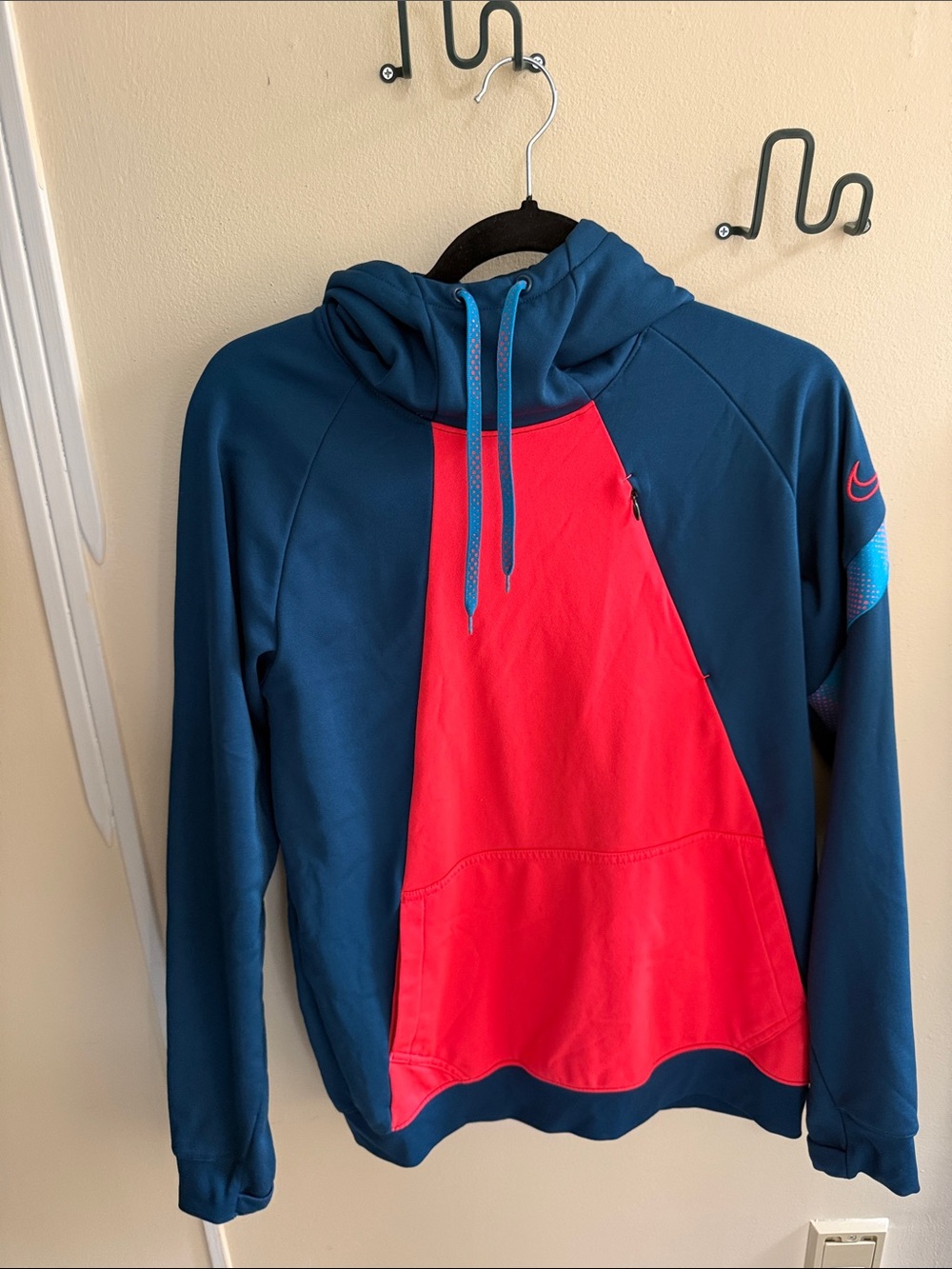 Nike Teal Hoodie with Bright Pink Front Panel